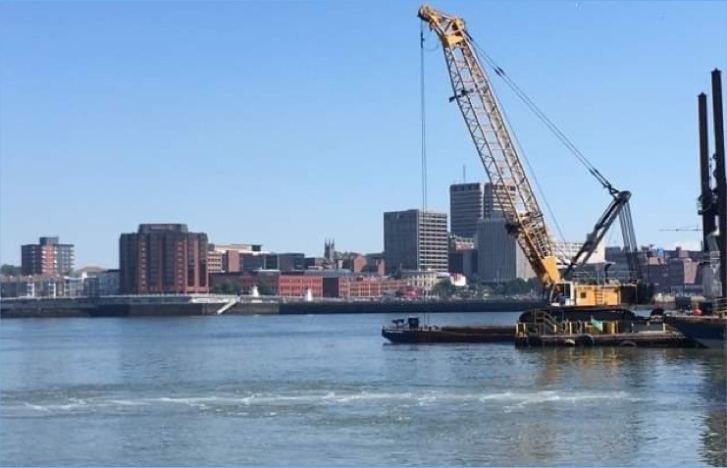 Sediment Barrier While Dredging in Port Saint-John, New-Brunswick